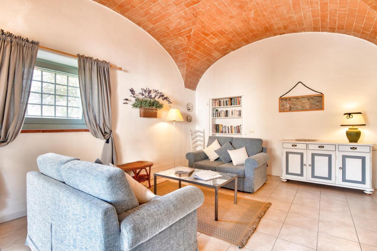 סן ג'ימיניאנו Appartamenti Villa La Fonte מראה חיצוני תמונה
