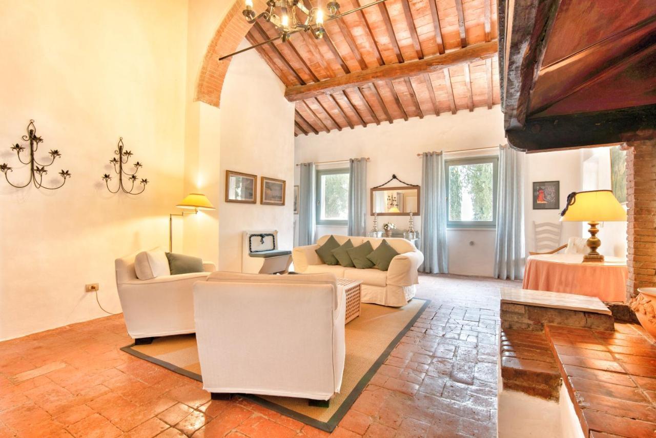 סן ג'ימיניאנו Appartamenti Villa La Fonte מראה חיצוני תמונה