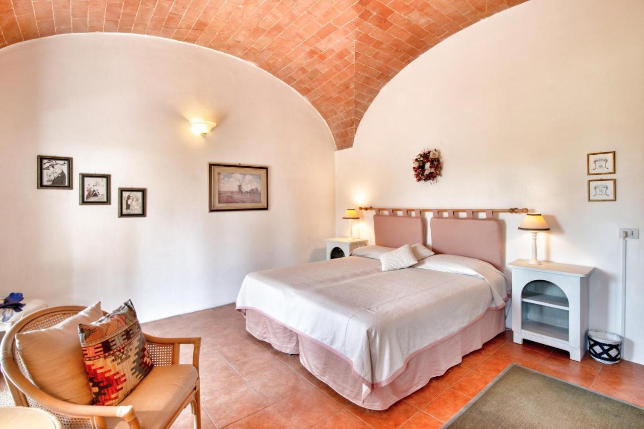 סן ג'ימיניאנו Appartamenti Villa La Fonte מראה חיצוני תמונה