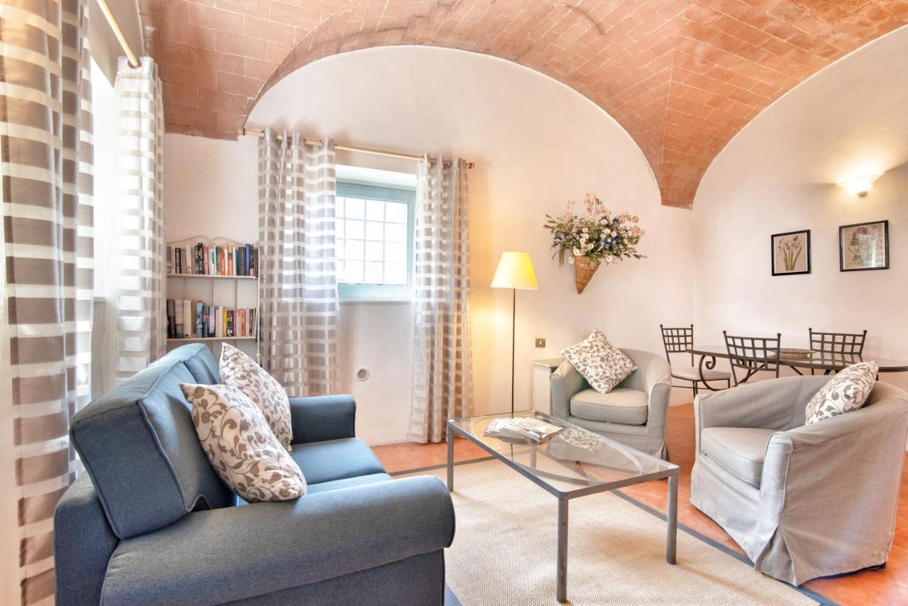 סן ג'ימיניאנו Appartamenti Villa La Fonte מראה חיצוני תמונה