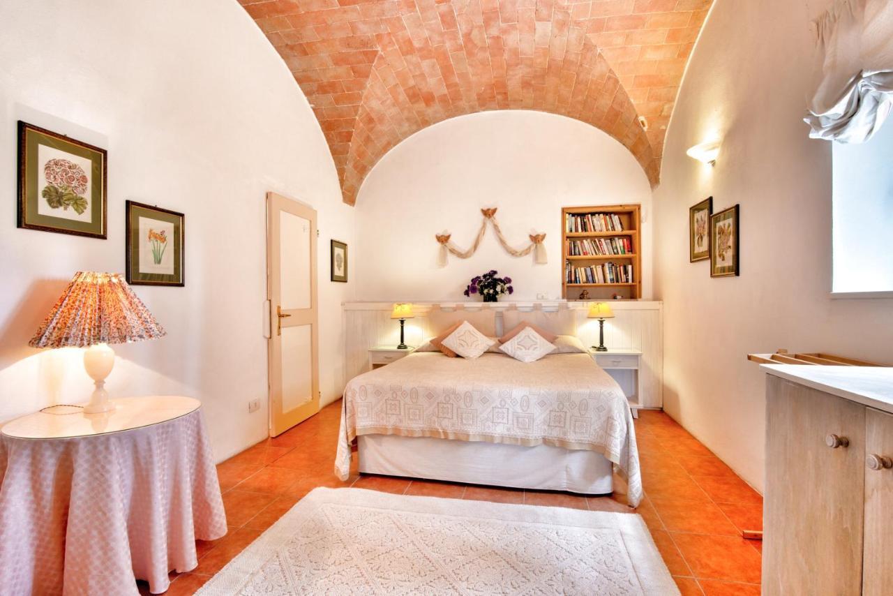 סן ג'ימיניאנו Appartamenti Villa La Fonte מראה חיצוני תמונה